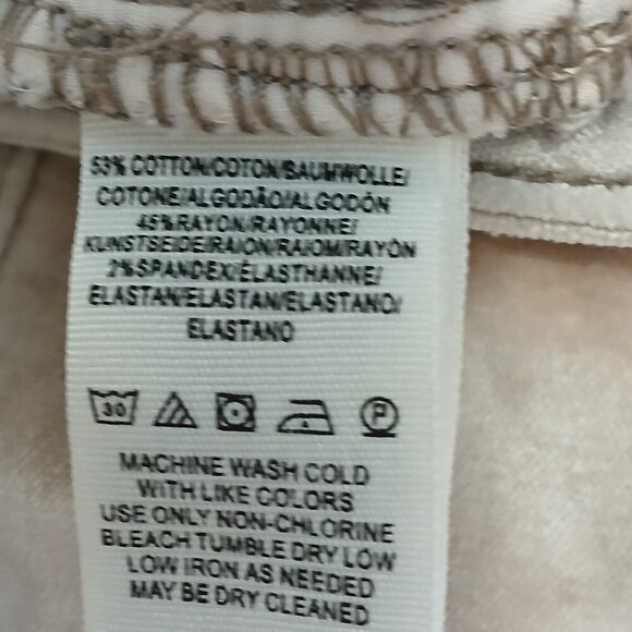 WE THE FREE WOMENS PANTS VELVET CREAM PANTS STRAIGHT LEG SIZE 27 - Picture 7 of 7